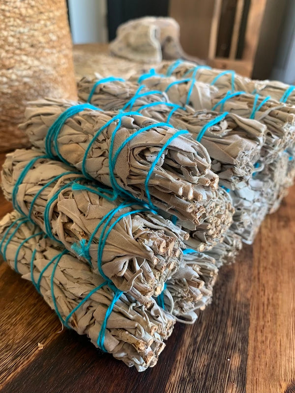 white sage bundle cleansing